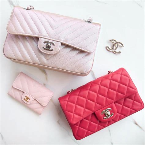 chanel lambskin pink|chanel lambskin vs caviar.